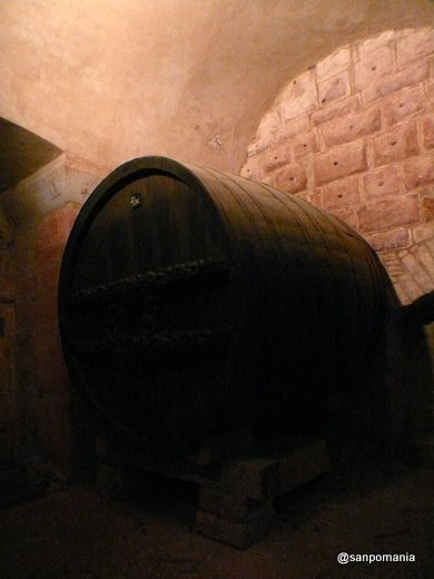 2007/10/26;大きな大きなワイン樽