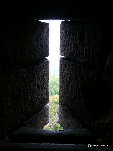 2007/10/26;一番高い塔の窓